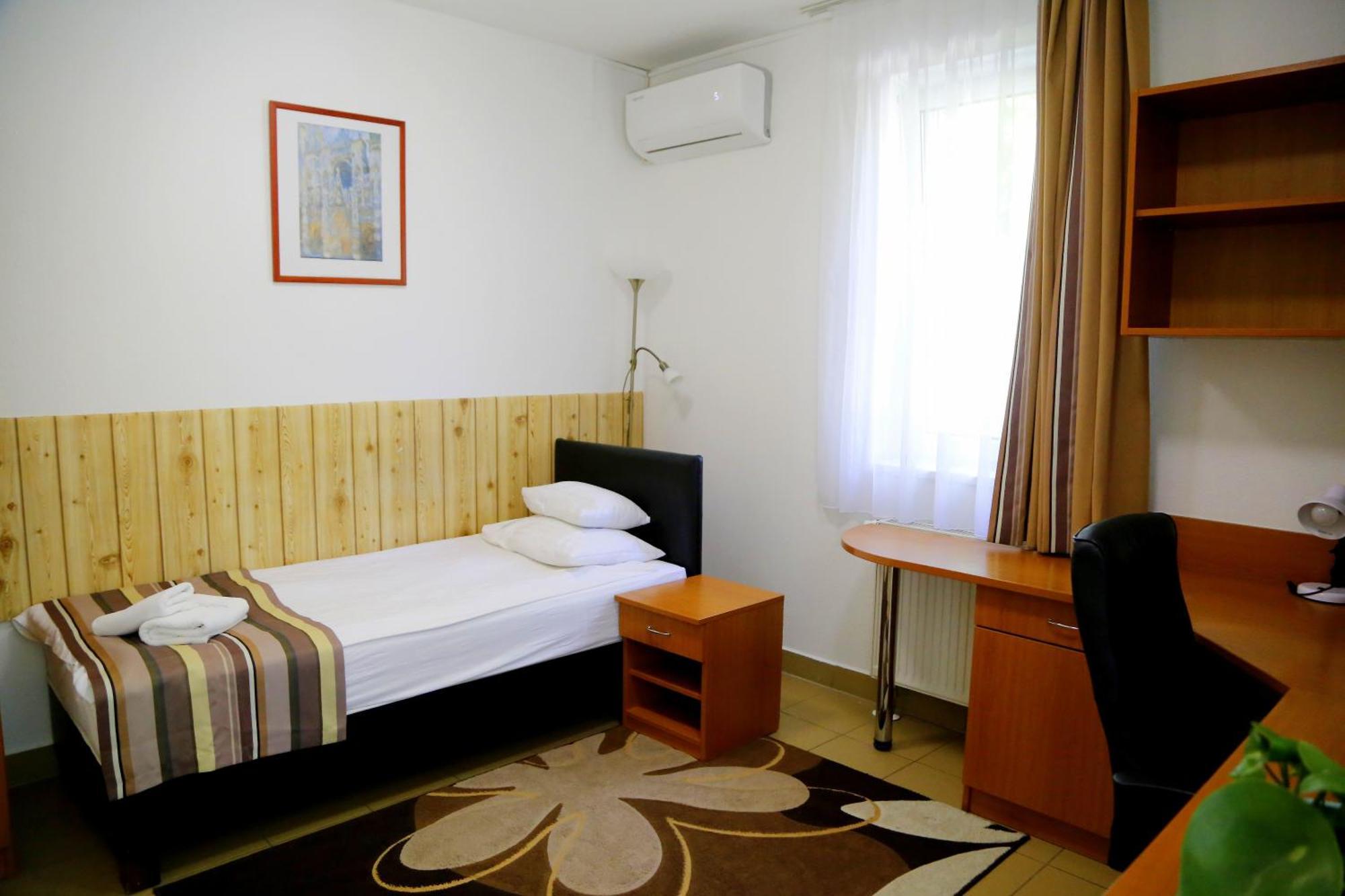 Auguszta Hotel Дебрецен Екстер'єр фото